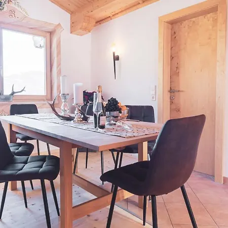 Stubaier Bauern Apartment Telfes im Stubai